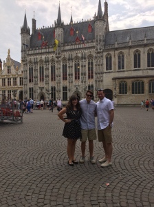 M.L. and the boys in the square in Brugge!